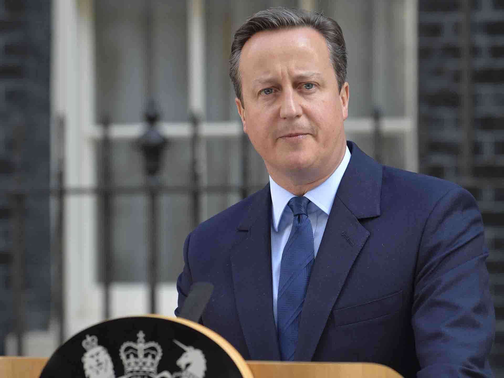 Il Ministro degli Esteri David Cameron testimonia davanti alla Commissione Affari Esteri
