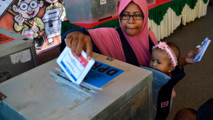 Elezioni presidenziali e legislative in Indonesia